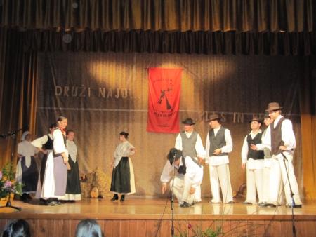 Druži naju ples in petje – prireditev Folklorne skupine KUD Razkrižje 16